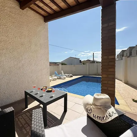 Casa Familiar Con Piscina Privada Y Terraza En L'escala - Hisp-7-76